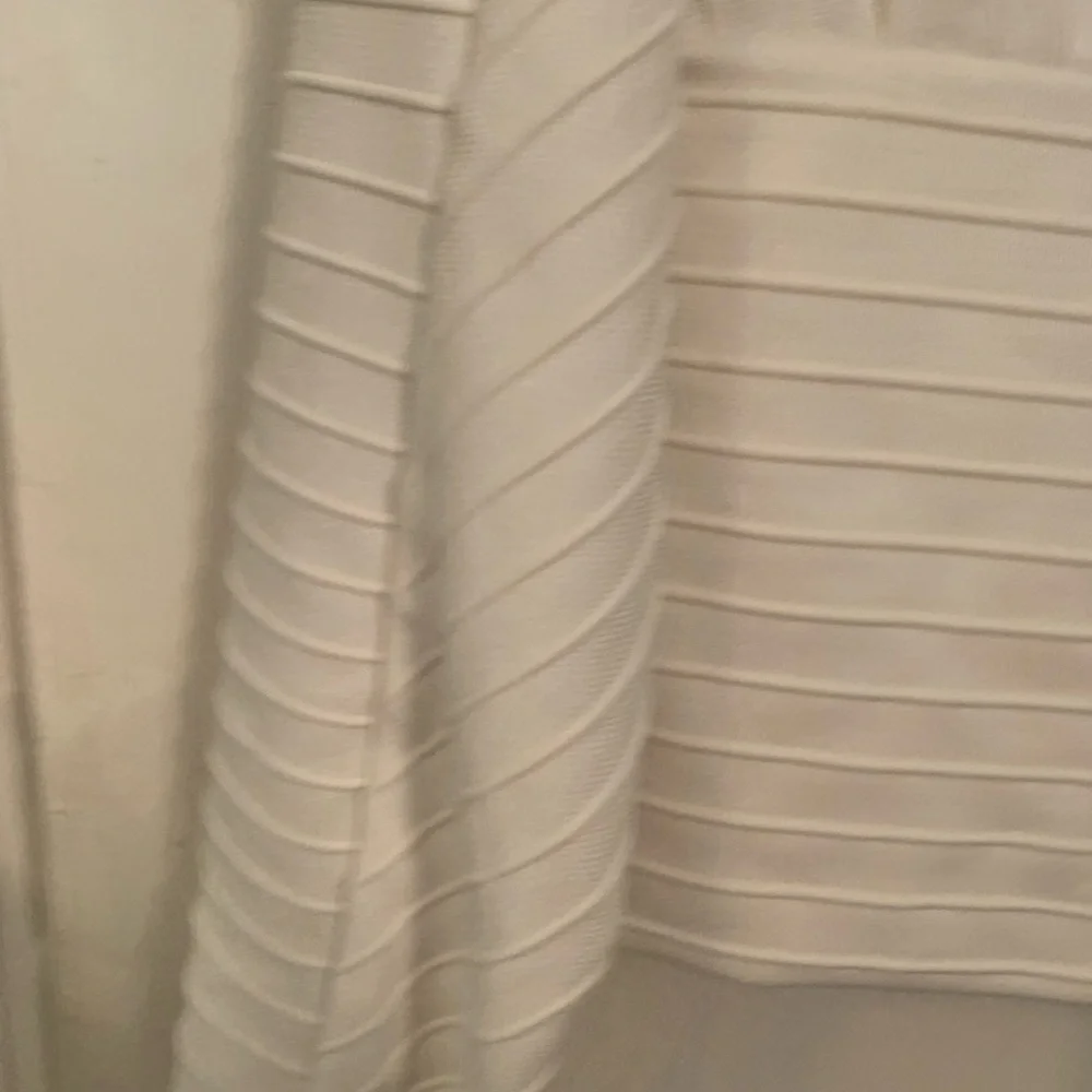 H&M blouse - Picture 3 of 4